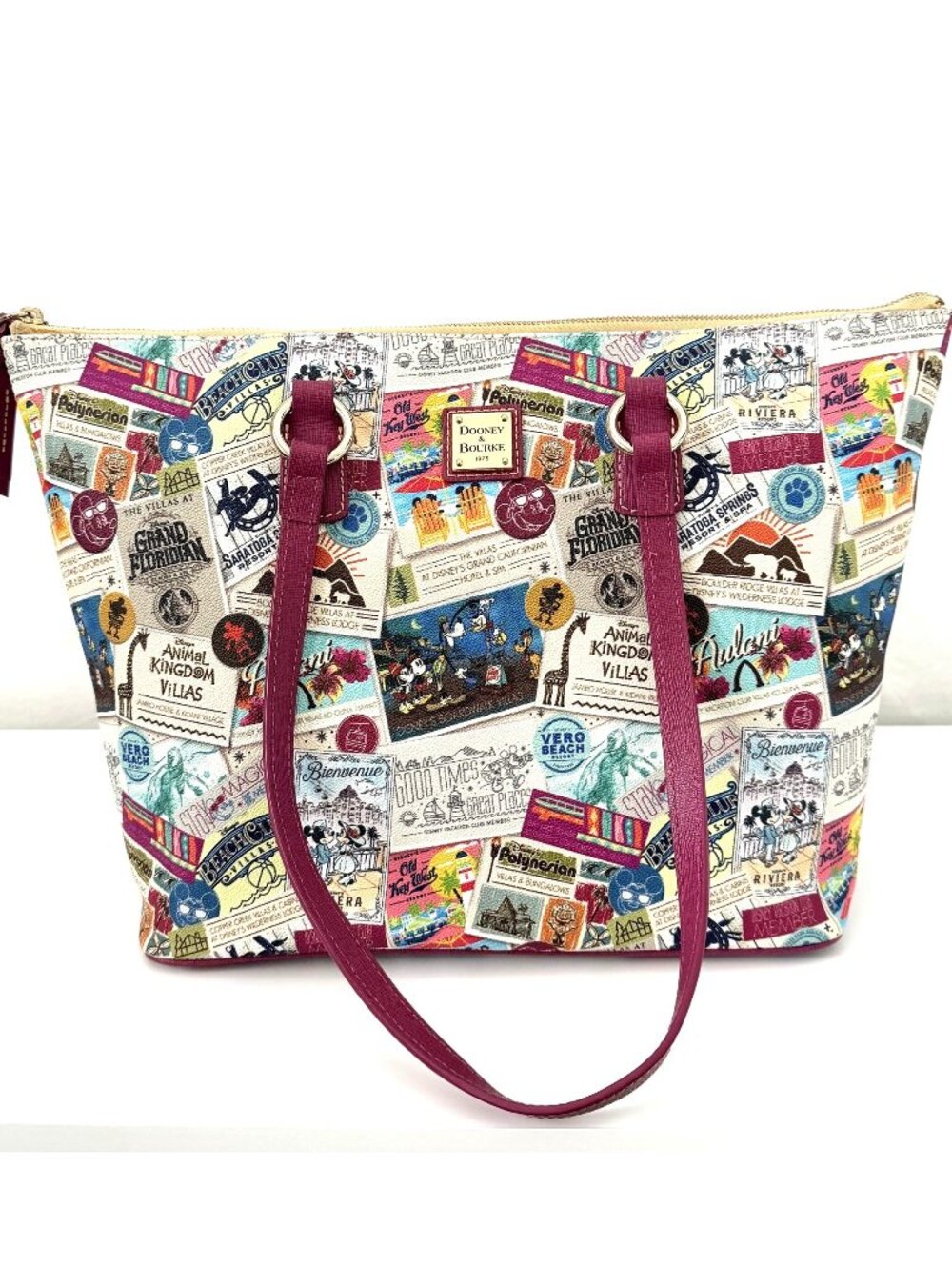 ✨ Disney Dooney & Bourke 2019 Disney Vacation Club (DVC) Zip Tote ✨